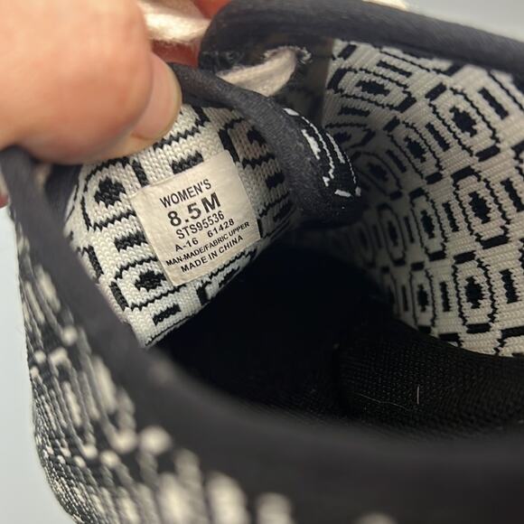 Paul Sperry black & white lace up sneaker size 8.5 - Picture 5 of 6